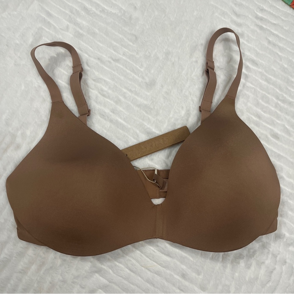 Skims Bra Wireless Form‎ Push Up Plunge Bra size 36D nwt tan brown